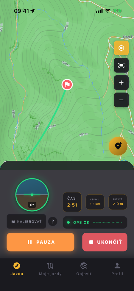 Ride screen with time, distance and thumb-reach controls